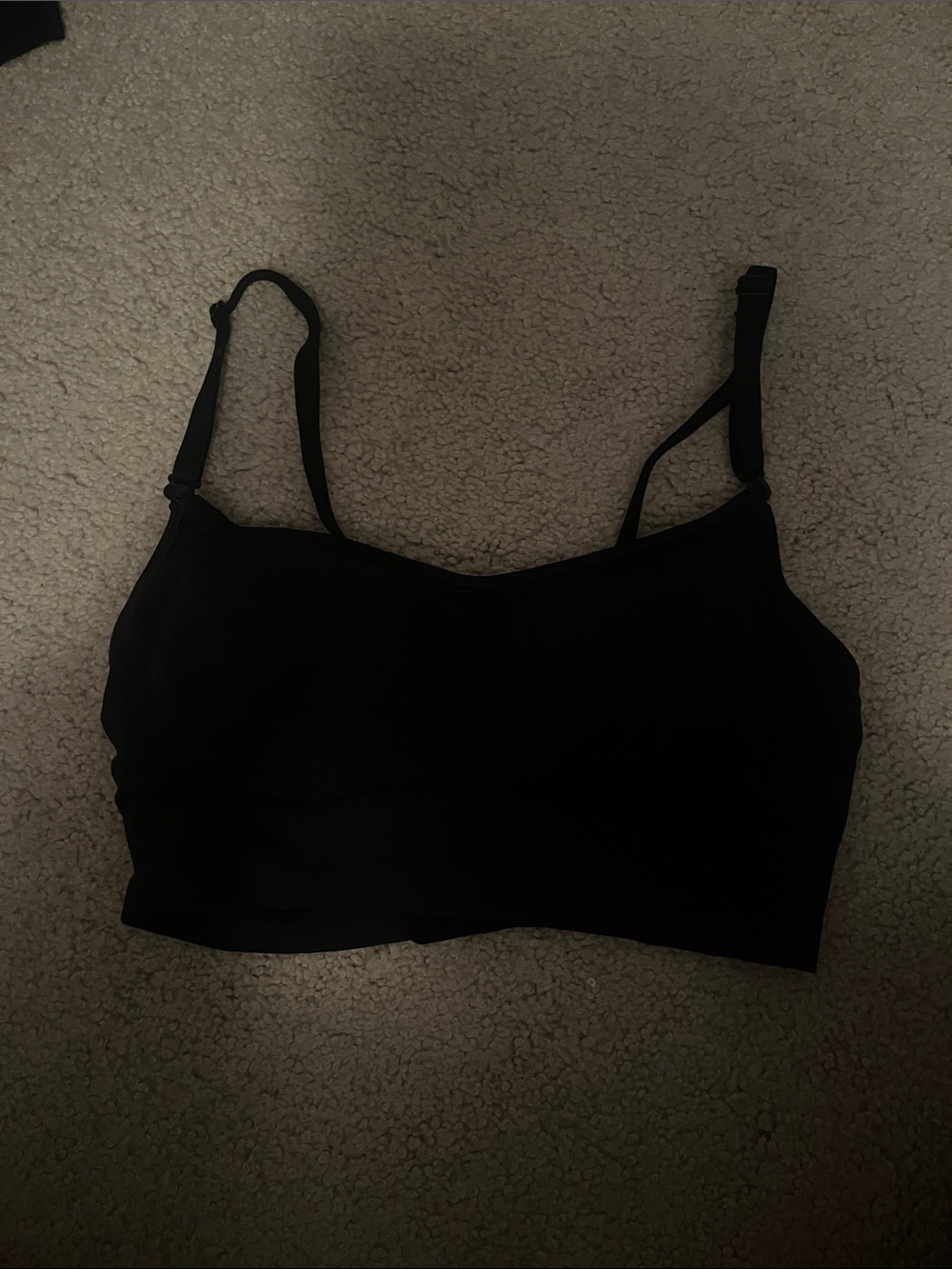 Women’s sports black bra